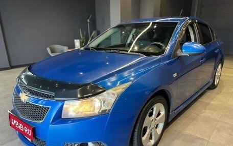 Chevrolet Cruze II, 2011 год, 585 000 рублей, 2 фотография