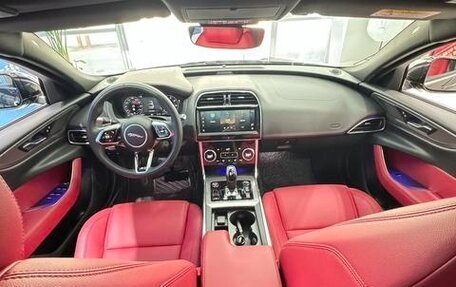 Jaguar XE I рестайлинг, 2022 год, 2 682 887 рублей, 11 фотография