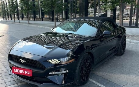 Ford Mustang VI рестайлинг, 2018 год, 3 350 000 рублей, 5 фотография