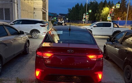 KIA Rio IV, 2017 год, 900 000 рублей, 2 фотография