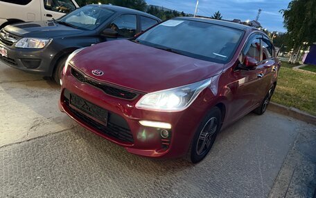 KIA Rio IV, 2017 год, 900 000 рублей, 3 фотография