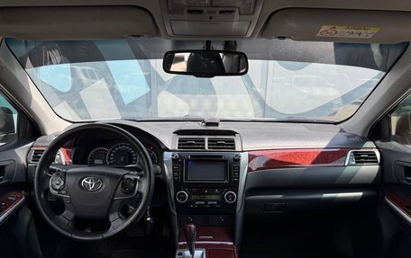 Toyota Camry, 2014 год, 1 950 000 рублей, 2 фотография