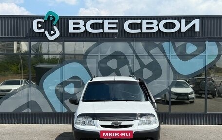 Chevrolet Niva I рестайлинг, 2018 год, 899 000 рублей, 5 фотография