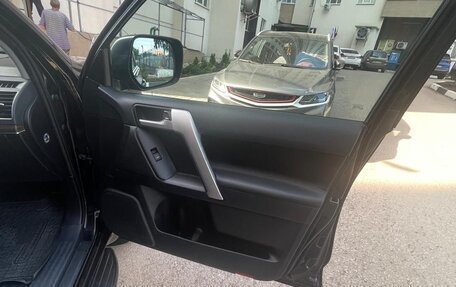 Toyota Land Cruiser Prado 150 рестайлинг 2, 2019 год, 5 750 000 рублей, 10 фотография