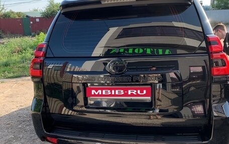 Toyota Land Cruiser Prado 150 рестайлинг 2, 2019 год, 5 750 000 рублей, 8 фотография