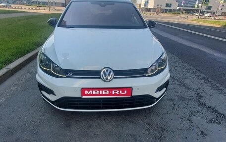 Volkswagen Golf R VII, 2019 год, 3 520 000 рублей, 1 фотография