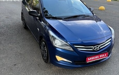 Hyundai Solaris II рестайлинг, 2015 год, 890 000 рублей, 1 фотография