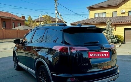 Toyota RAV4, 2017 год, 2 700 000 рублей, 4 фотография