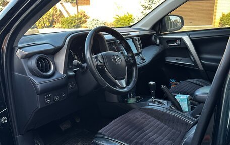 Toyota RAV4, 2017 год, 2 700 000 рублей, 15 фотография
