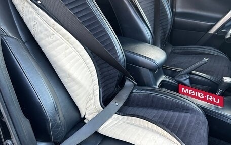 Toyota RAV4, 2017 год, 2 700 000 рублей, 20 фотография