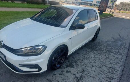 Volkswagen Golf R VII, 2019 год, 3 520 000 рублей, 3 фотография