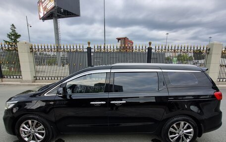 KIA Carnival III, 2018 год, 3 200 000 рублей, 7 фотография
