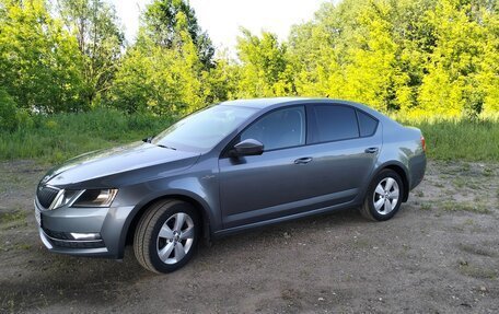 Skoda Octavia, 2020 год, 1 990 000 рублей, 3 фотография