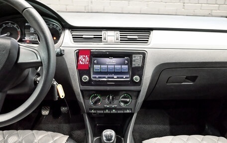 Skoda Rapid I, 2019 год, 1 250 000 рублей, 17 фотография