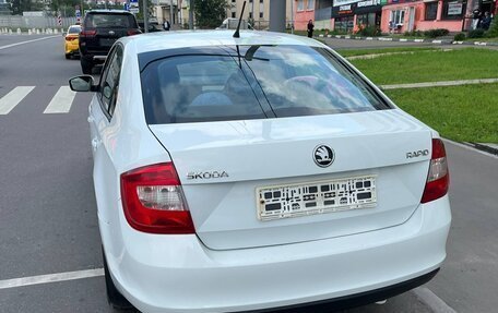 Skoda Rapid I, 2015 год, 695 000 рублей, 4 фотография