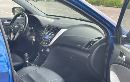 Hyundai Solaris II рестайлинг, 2011 год, 550 000 рублей, 10 фотография