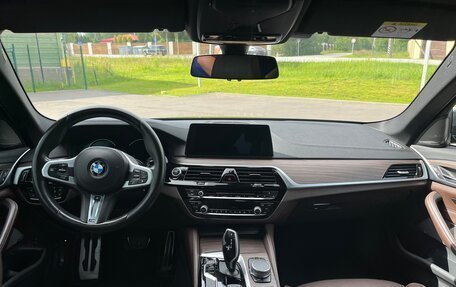 BMW 5 серия, 2017 год, 3 900 000 рублей, 9 фотография