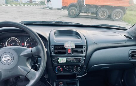 Nissan Almera, 2004 год, 450 000 рублей, 12 фотография