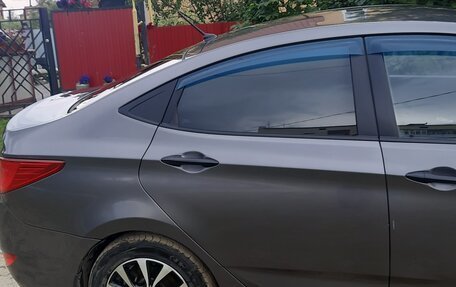 Hyundai Solaris II рестайлинг, 2016 год, 800 000 рублей, 7 фотография