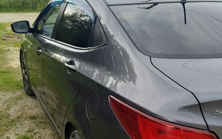 Hyundai Solaris II рестайлинг, 2016 год, 800 000 рублей, 13 фотография