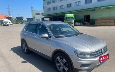 Volkswagen Tiguan II, 2018 год, 2 615 000 рублей, 9 фотография