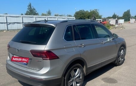 Volkswagen Tiguan II, 2018 год, 2 615 000 рублей, 6 фотография