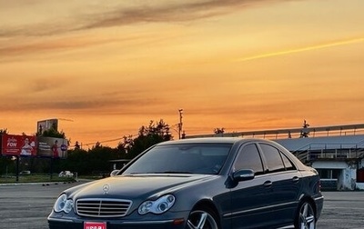 Mercedes-Benz C-Класс, 2004 год, 850 000 рублей, 1 фотография