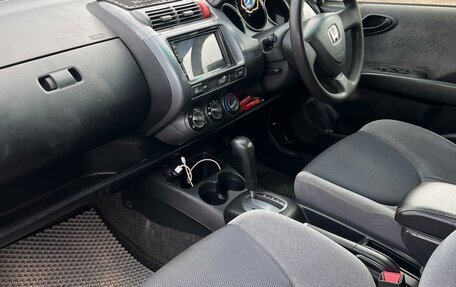 Honda Fit III, 2004 год, 320 000 рублей, 12 фотография