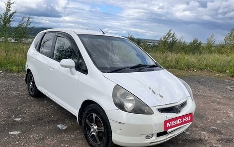 Honda Fit III, 2004 год, 320 000 рублей, 4 фотография