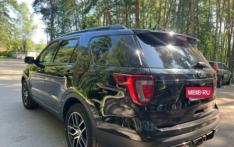 Ford Explorer VI, 2017 год, 2 100 000 рублей, 24 фотография