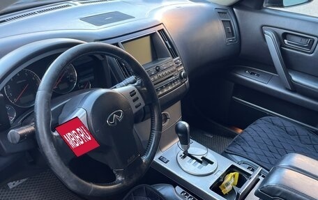 Infiniti FX I, 2005 год, 950 000 рублей, 2 фотография
