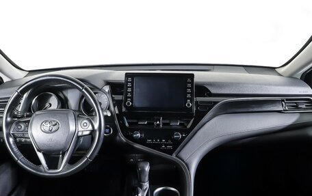 Toyota Camry, 2021 год, 2 797 000 рублей, 13 фотография