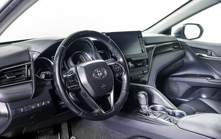 Toyota Camry, 2021 год, 2 797 000 рублей, 14 фотография