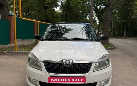 Skoda Fabia II, 2013 год, 1 080 000 рублей, 3 фотография