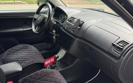Skoda Fabia II, 2013 год, 1 080 000 рублей, 25 фотография