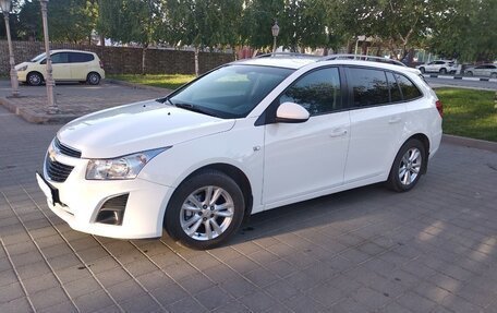 Chevrolet Cruze II, 2013 год, 850 000 рублей, 3 фотография