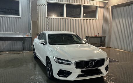 Volvo S90 II рестайлинг, 2017 год, 3 999 000 рублей, 6 фотография