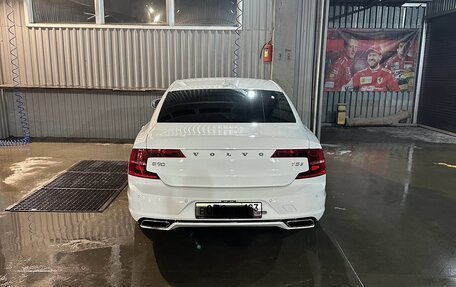 Volvo S90 II рестайлинг, 2017 год, 3 999 000 рублей, 18 фотография
