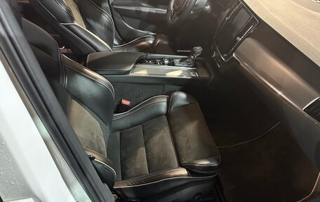 Volvo S90 II рестайлинг, 2017 год, 3 999 000 рублей, 13 фотография