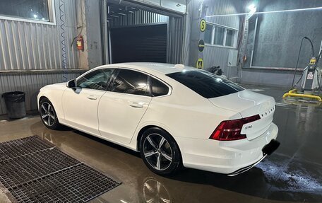 Volvo S90 II рестайлинг, 2017 год, 3 999 000 рублей, 17 фотография