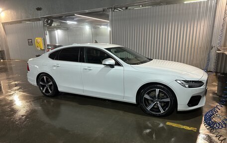 Volvo S90 II рестайлинг, 2017 год, 3 999 000 рублей, 20 фотография
