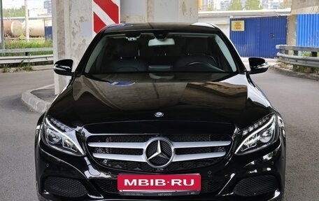 Mercedes-Benz C-Класс, 2017 год, 1 750 000 рублей, 2 фотография