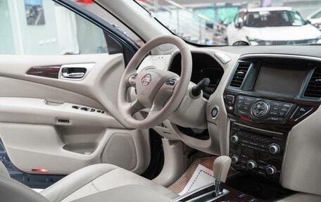 Nissan Pathfinder, 2015 год, 1 499 000 рублей, 13 фотография