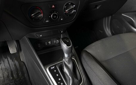 Hyundai Solaris II рестайлинг, 2017 год, 1 384 400 рублей, 5 фотография
