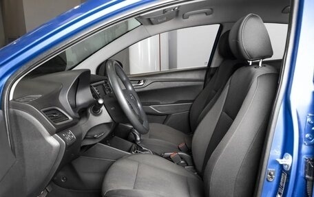 Hyundai Solaris II рестайлинг, 2017 год, 1 384 400 рублей, 11 фотография