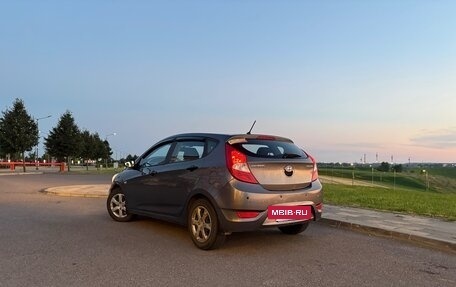 Hyundai Solaris II рестайлинг, 2014 год, 800 000 рублей, 4 фотография