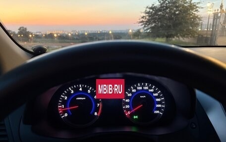Hyundai Solaris II рестайлинг, 2014 год, 800 000 рублей, 9 фотография