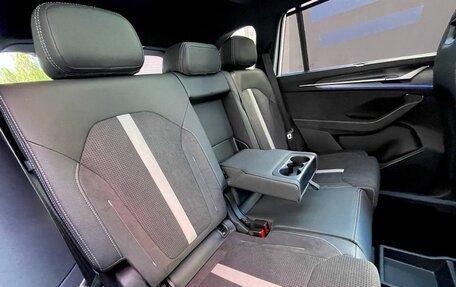Skoda Kodiaq, 2025 год, 4 965 000 рублей, 29 фотография