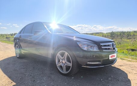 Mercedes-Benz C-Класс, 2010 год, 1 100 000 рублей, 8 фотография