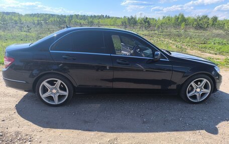 Mercedes-Benz C-Класс, 2010 год, 1 100 000 рублей, 5 фотография